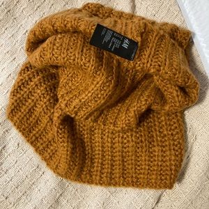 H&M Mustard Yellow Knit Infinity Scarf